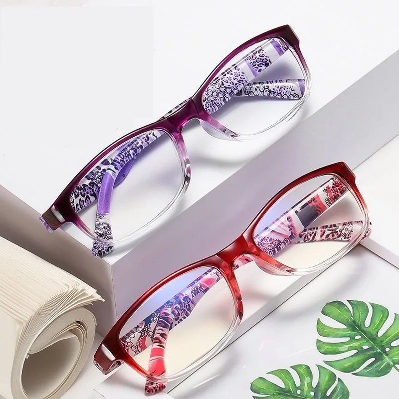 Fashion Reading Glasses Women's Fashion Ultra-light Elegant Comfortable Glasses Elderly Read Books and Newspapers