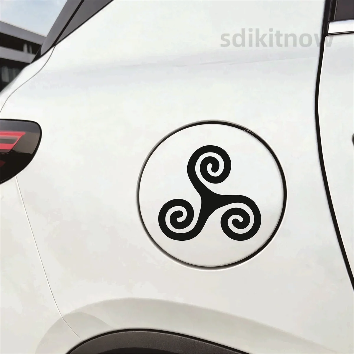 Celtic Triskelion Breton Triple Spiral Symbol Car Sticker Waterproof Vinyl Decal Window Decor for Ford BMW Audi VW Mercedes SEAT