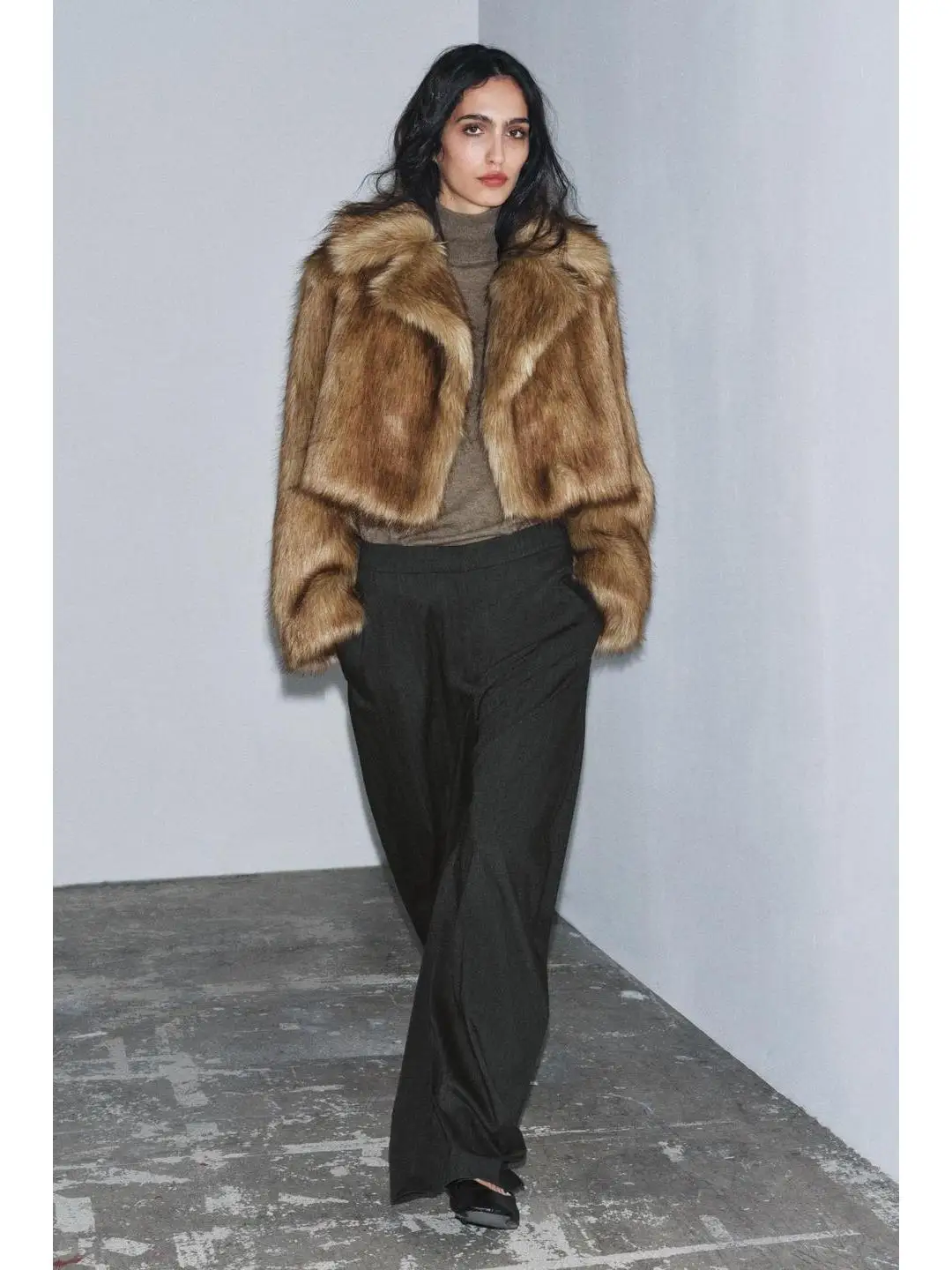 

Осенняя верхняя одежда Ele с эффектом искусственного меха Long Sve Collared or Jaet with Inner Youth Women's Faion