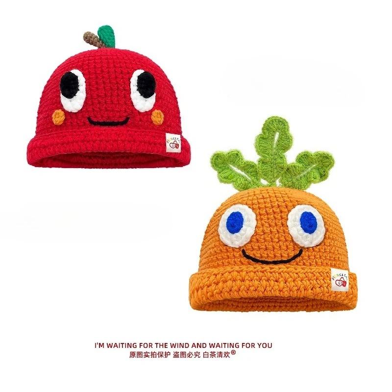 

Niche Personality Funny Hand-woven Carrot Apple Shape Pullover Knitted Hat Spring and Autumn Warm Cute Women's Skull Beanie Cap