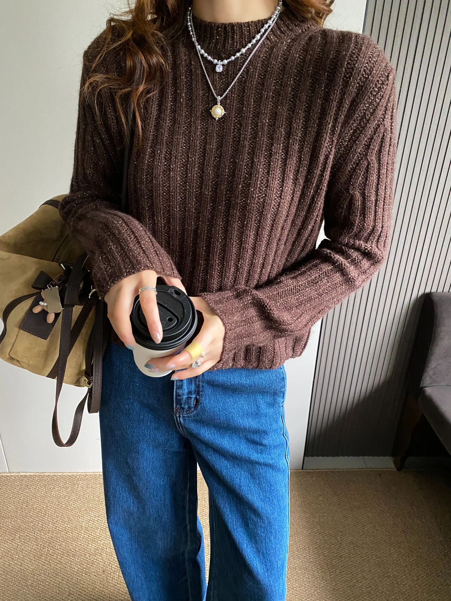 

iny Tead round Ne Long Sve Loose Knitted Sweater Women's Autumn Winter New Sle Warm Soft Korean Sle Striped Sweater