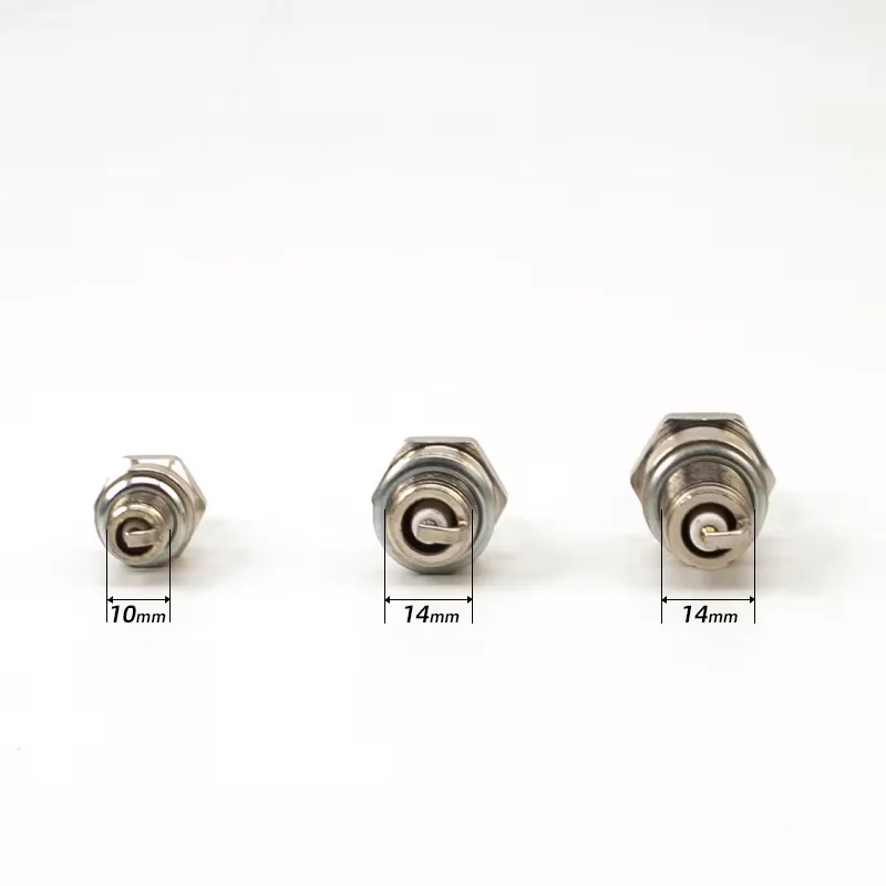 1Pcs Spark Plug F7TC/L7TC/CMR7H  For Engine GX120 GX160 GX200 GX240 GX270 GX340 GX390 Pumplawn Mover