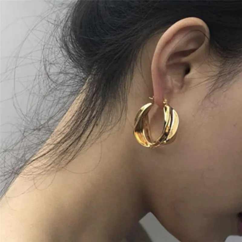 New Fashion Lady C Earrings Rhinestones Round Circle for Woman CC Geometric Earrings Elegant Women Metal Earring Trendy Jewelry