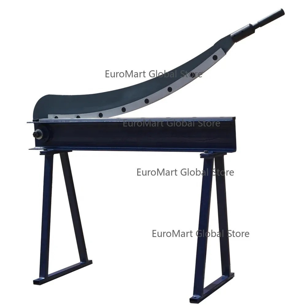 Blade and manual pendulum shears