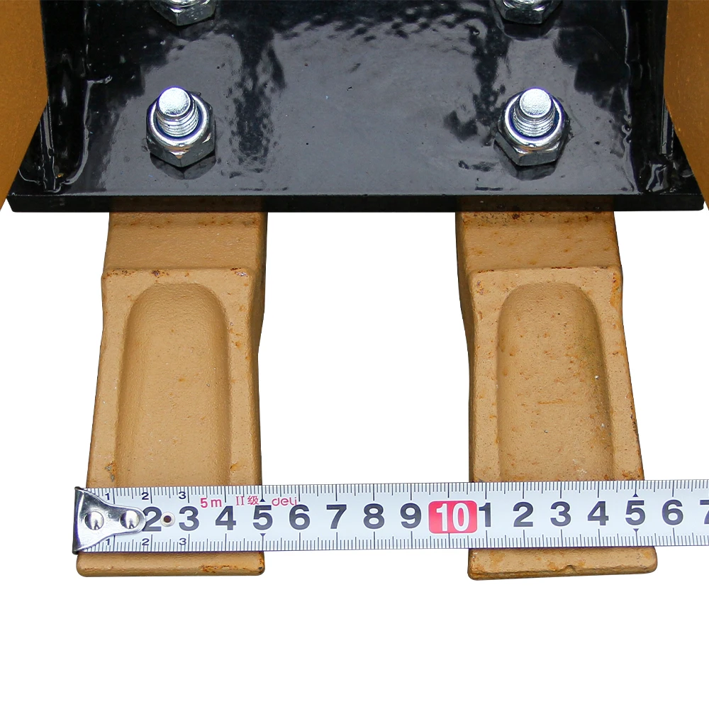 Minibagger, schmaler Schaufel, Schaufel, Bohrungsdurchmesser 0,98 Zoll, mittlerer Radstand 3,54 Zoll, mit 2 Metallzähnen, geeignet für 1-1,5