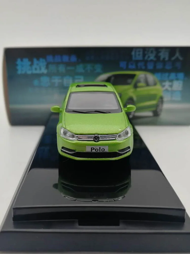 Diecast 1:64 Scale SAIC Vw 30 Polo Anniversary Editionรถสะสมของเล่นของขวัญของที่ระลึกจอแสดงผล