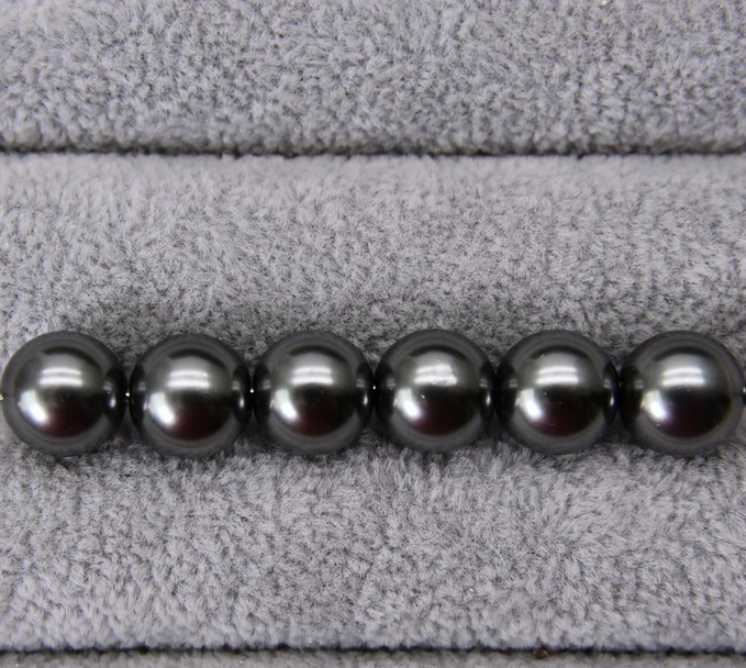 

GENUINE NATURAL TAHITIAN BLACK LOOSE PEARL FULL DRILLED & 6 PCS PEARLS