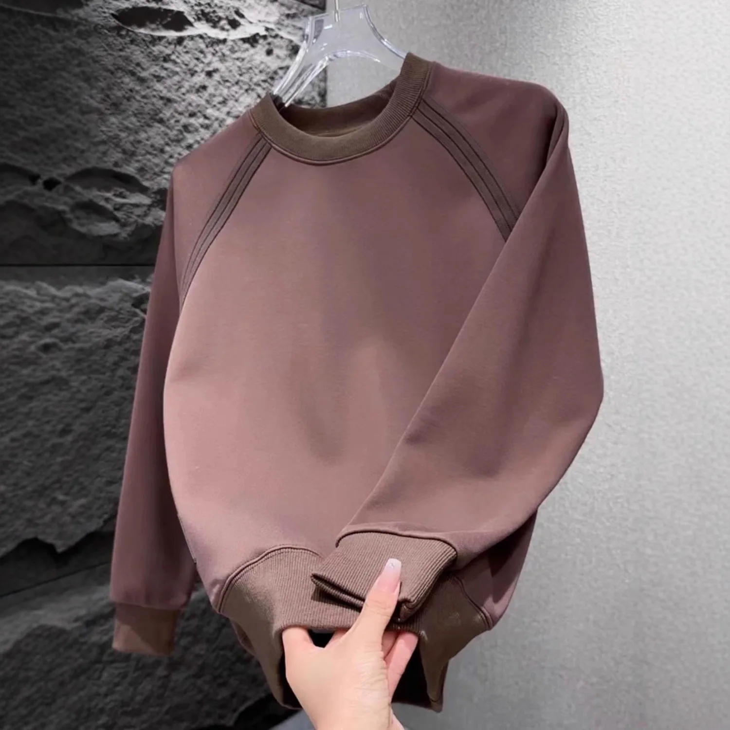 Autumn Solid Crew Neck Sweatshirt Men's Casual Line Design Pullover Basic Top