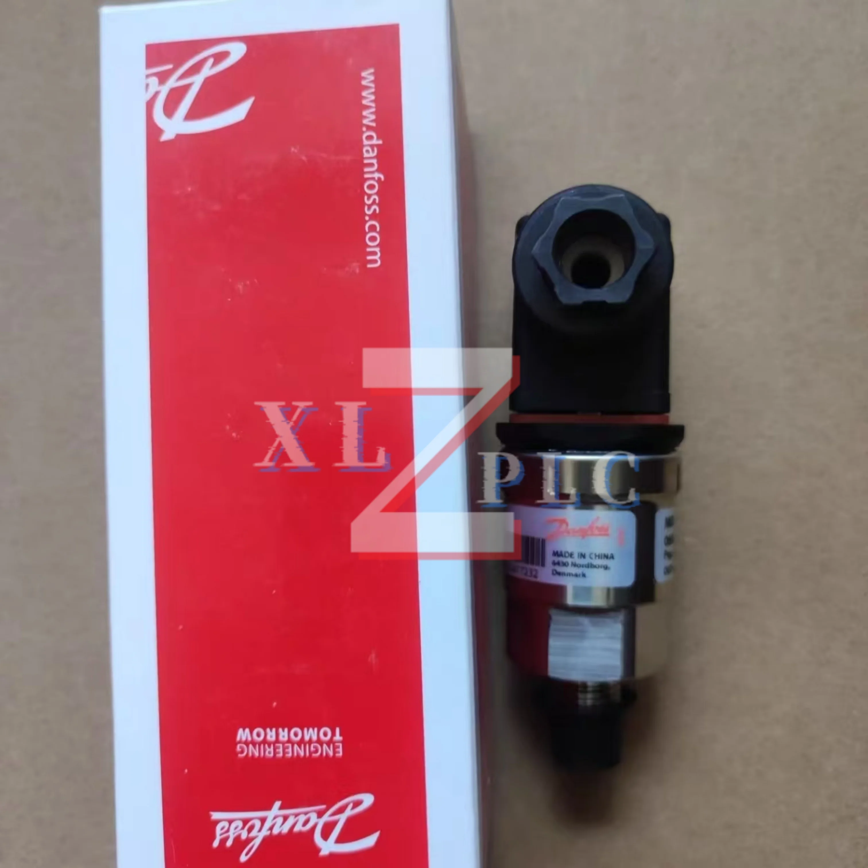 060G1430 MBS3000 060G1441 MBS3050 060G1463 MBS3300 060G1464 MBS3300 مستشعر الضغط جديد في المخزون