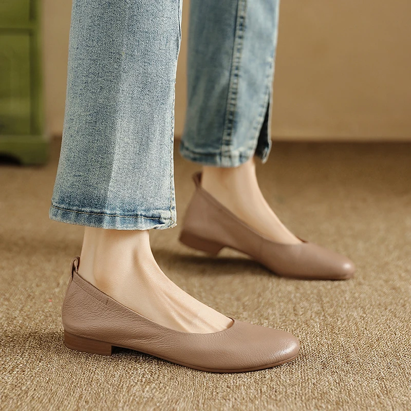 

2025 New Fashion Classic Soft Genuine Leather Low-heel Shoes Elegant Basic Round Toe Flats Platforms Spring Autumn Office Shoes