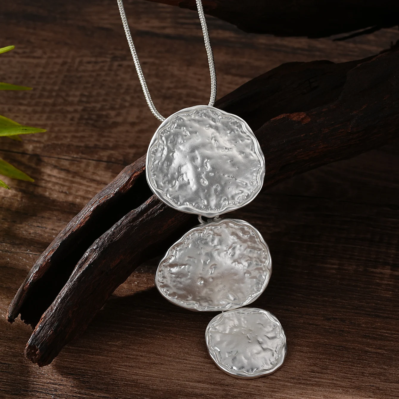 قلادة طويلة مستديرة هندسية كبيرة قلادة أنيقة مكتنزة الأفعى سترة سلسلة المرأة مجوهرات الأزياء للنساء أمي هدية الكريسماس #6