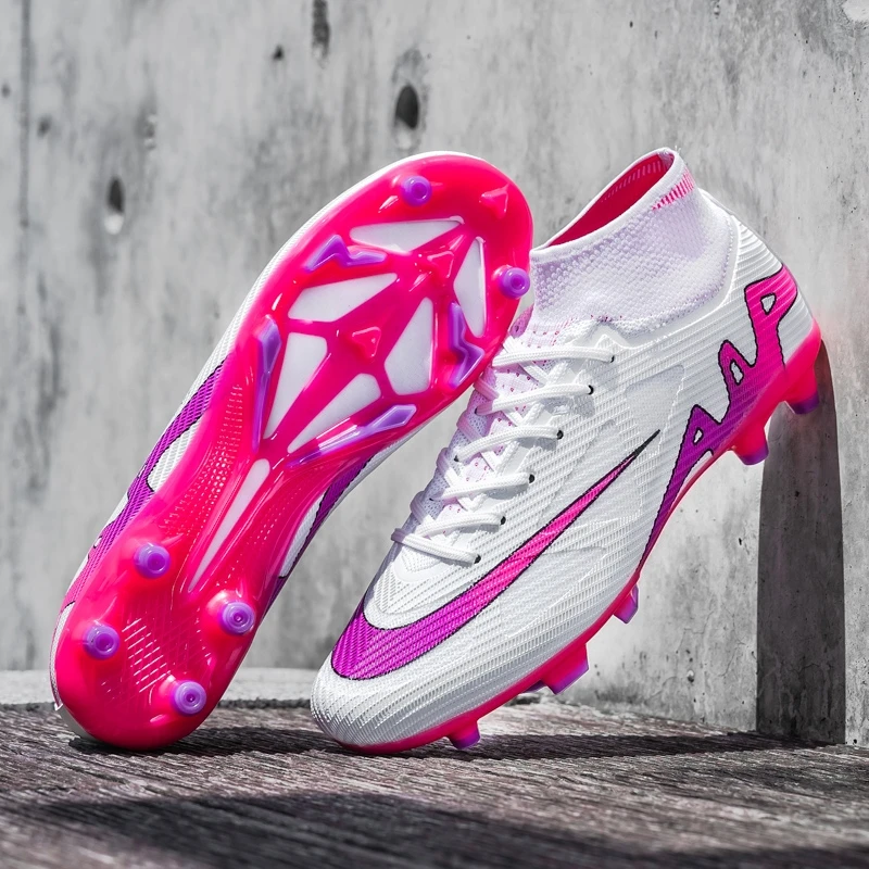 

New Men High-quality Soccer Shoes Match Professional Football Boots Ultralight Outdoor Training Shoes Non-Slip Soccer Cleats
