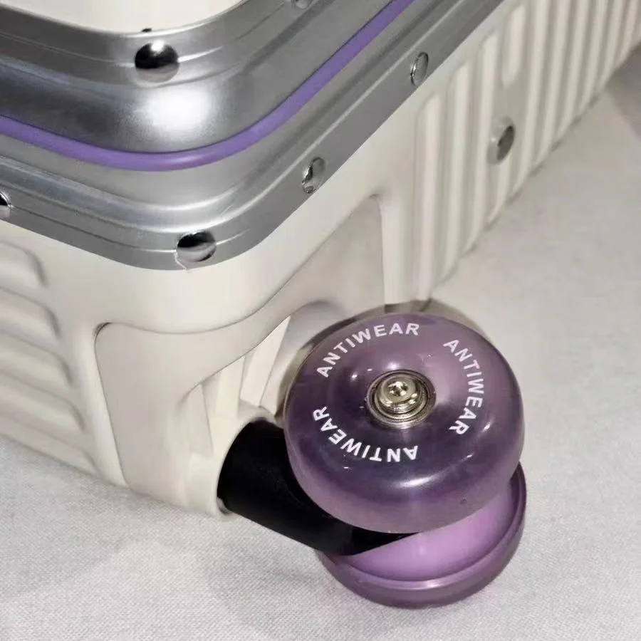 Koper Bingkai Aluminium dengan Warna-warni Diam Roda Pemintal Kunci TSA Tas Troli Perjalanan 20 "Bagasi Bergulir Berkualitas Tinggi