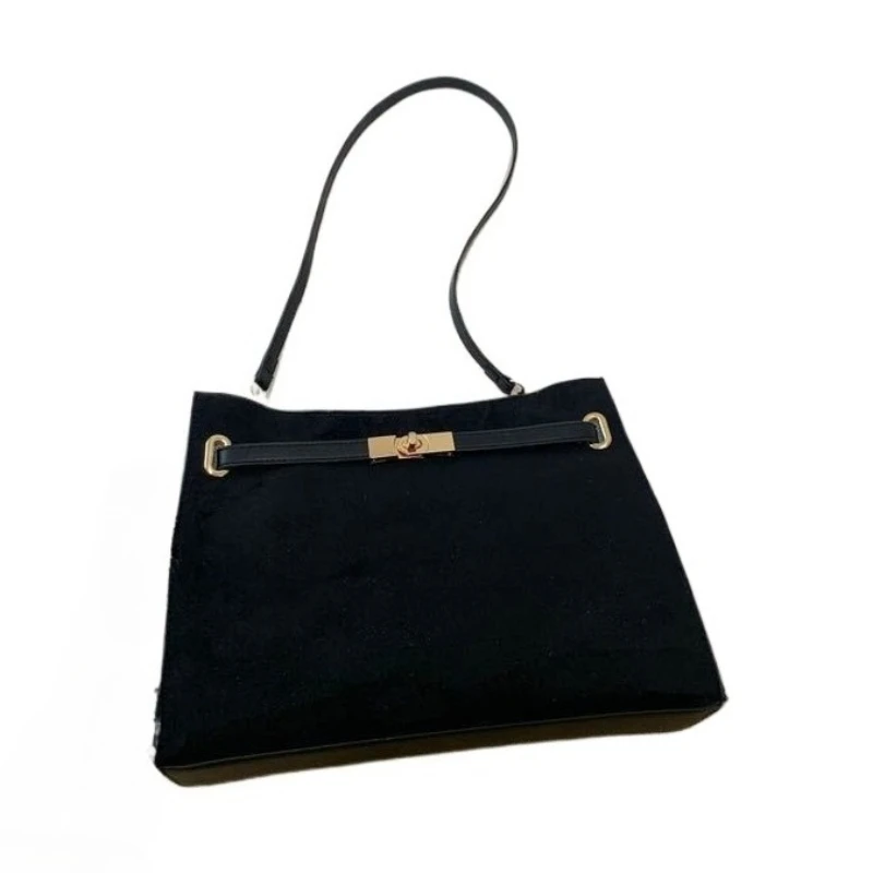 

Large Capacity New Handbags Women's Matte Retro Commuter Premium Shoulder Messenger Bag Underarm Bag Autumn and Winter Models