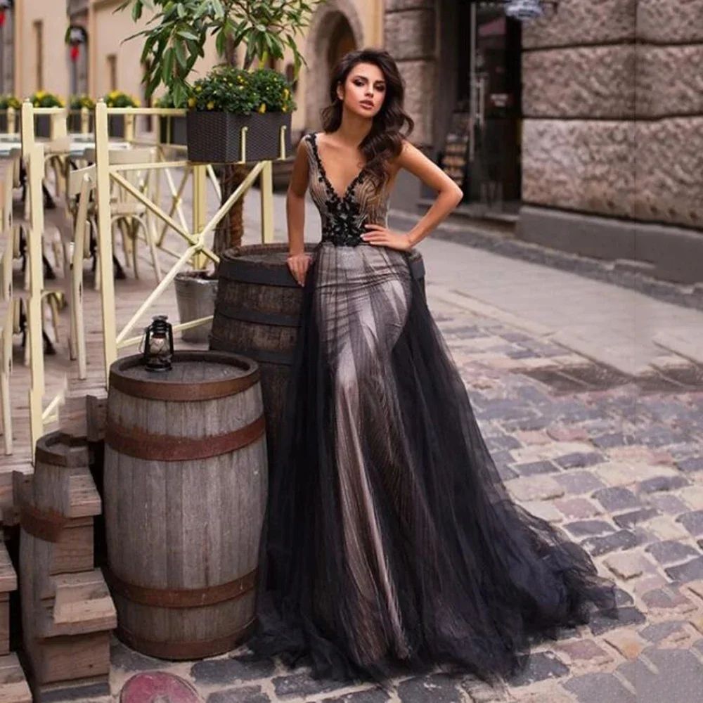 

Sequins Mermaid Prom Dress Black Girls V Neck Sexy lace Appliqued Long Prom Dresses Evening Wear Backless Party Gowns