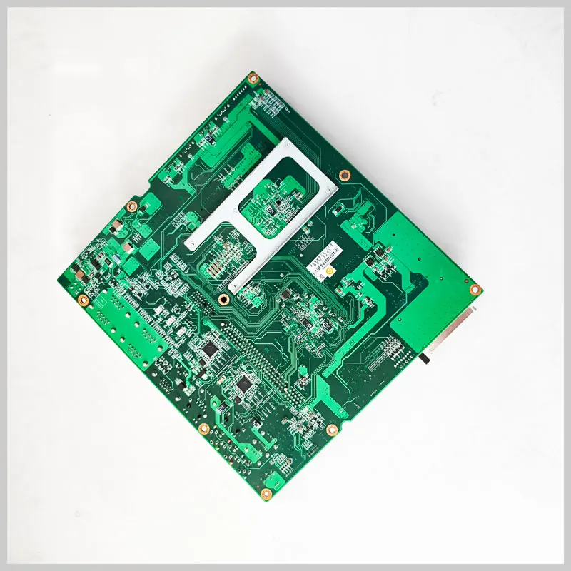 ADVANTECH PCM-8201 REV.A1 اللوحة الأم للتحكم الصناعي 19AK820101 وحدة المعالجة المركزية اختبار اللوحة الأم الطبية
