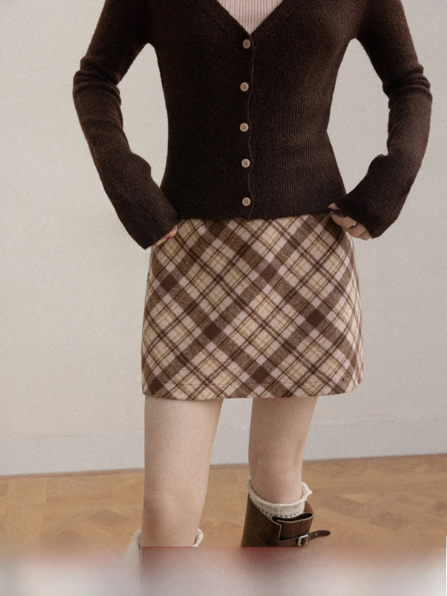 

High Waist A-Line Skirt with Check Pattern for Women Commute Warm Casual Polyester Fiber Zipper Closure Skirt