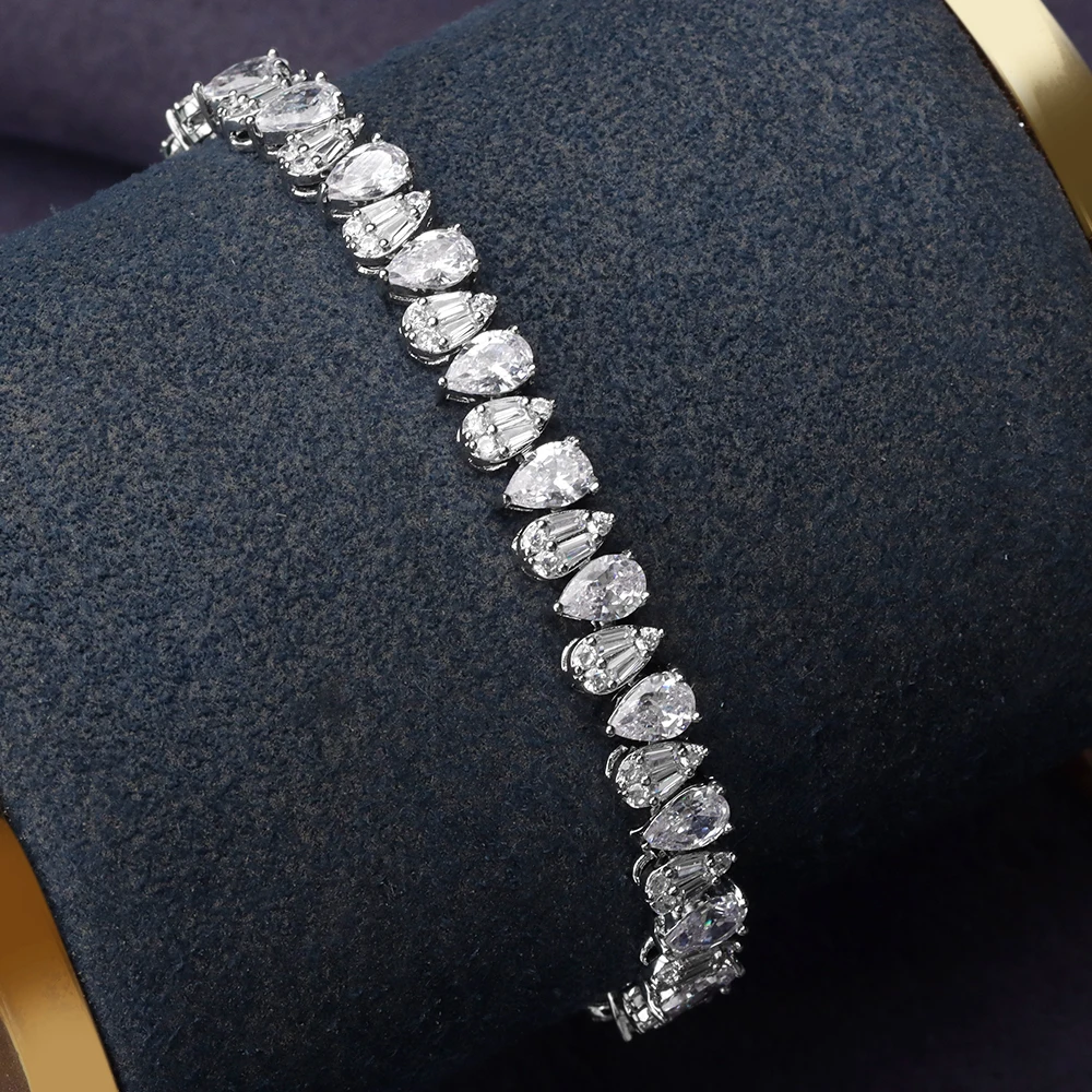 

2025 Luxury Hot Sale Fashion Bracelet chain Women Men Silver Color Cubic Zirconia Link chain Bangle Jewelry Birthday Party Gift