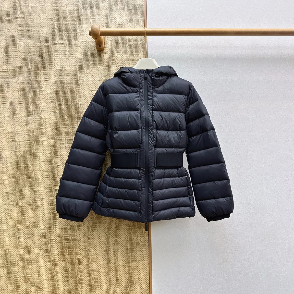 2026 Women Hooded Puffer Jacket, Waist Belt Slim Fit Quilted Short Down Coat26102204