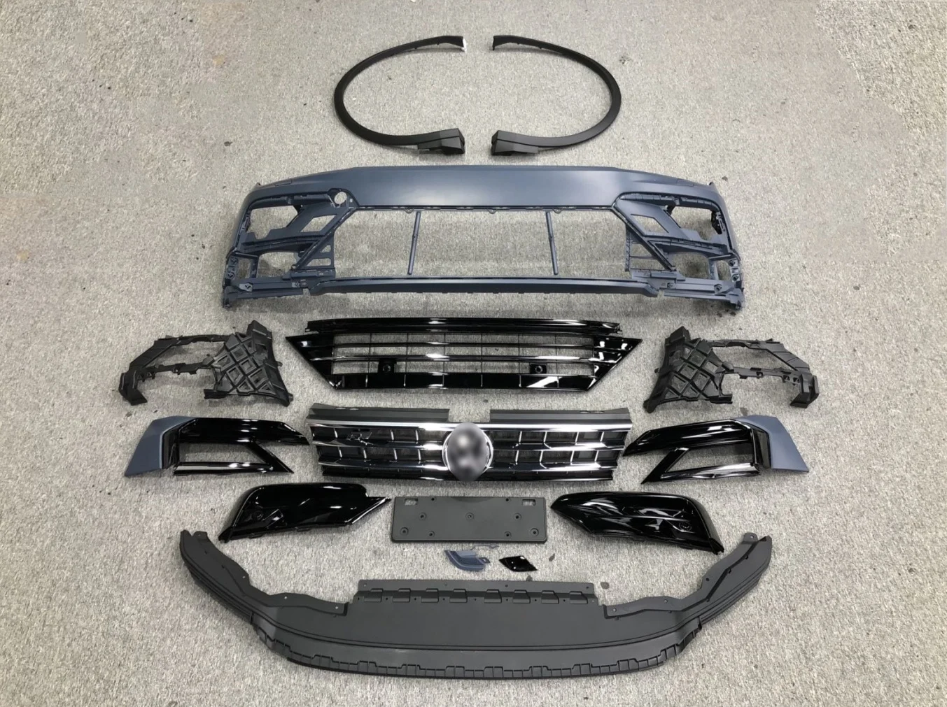 Auto Car Front Bumper Body Kits For Volkswagens Tiguan change to R-line style high guality PP body kit bumper parts