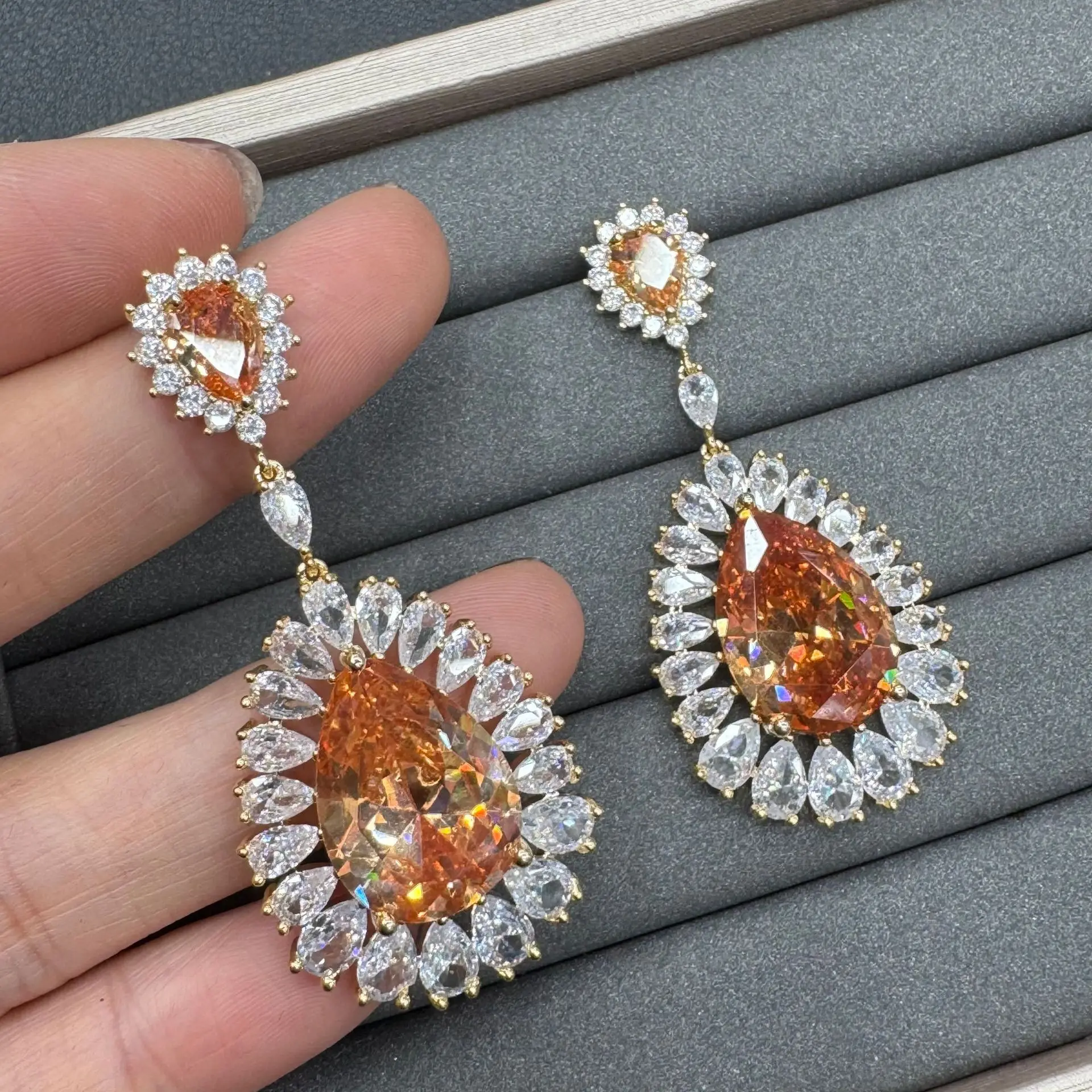 

fashion earrings for women luxury jewelry cubic zirconia yellow dark blue white champagne water drop earrings elegant