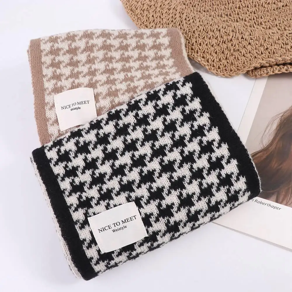 

Elegant Patchwork Plaid Knitted Scarf Letter Wraps Long Warm Lattice Shawl Windproof Soft Winter Neck Scarf Outdoor
