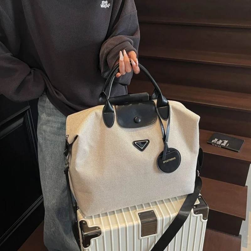 

Повседневный модный модный мини-клатч с буквенным логотипом для женщин, простой стильный повседневное использование для отдыха