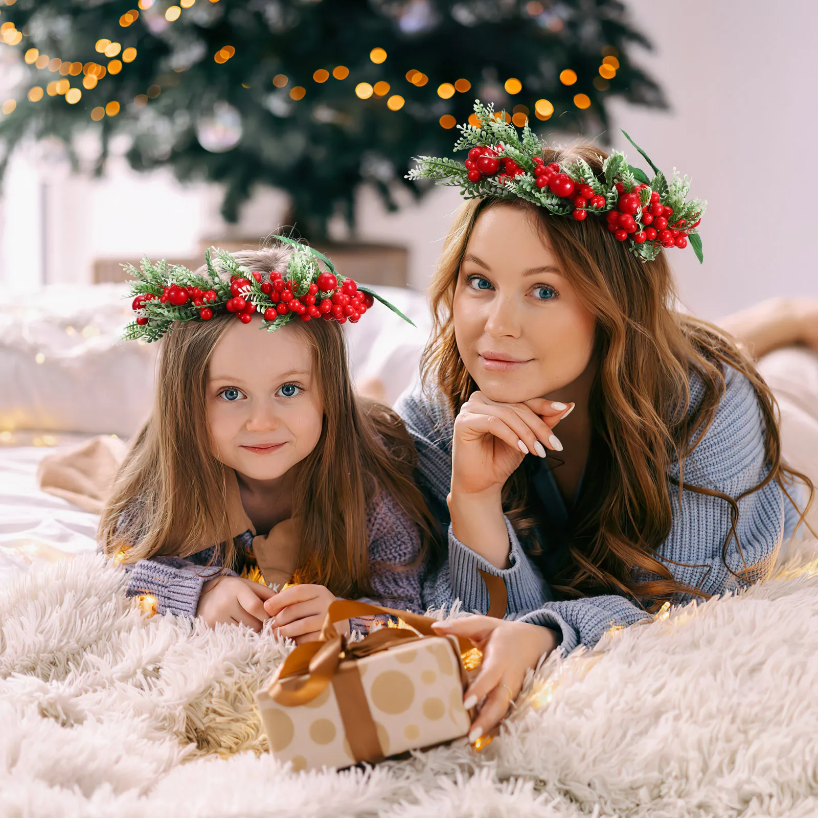 

Artificial Berries Wedding Wreath Classic Bridal Headband Hair Decoration Bridesmaid Headpiece for Special Occasions Prom