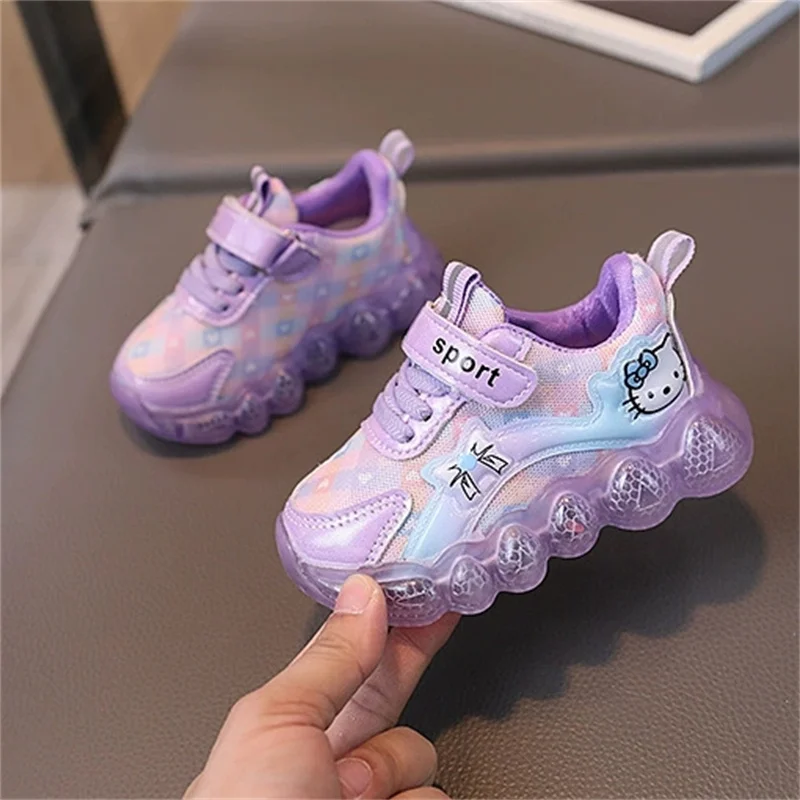 Girls Cartoon LED Light Sports Shoes Hello Kitty Children\'s Anti Slip Soft Sole Cute Princess Casual Shoes Luminous Shoes