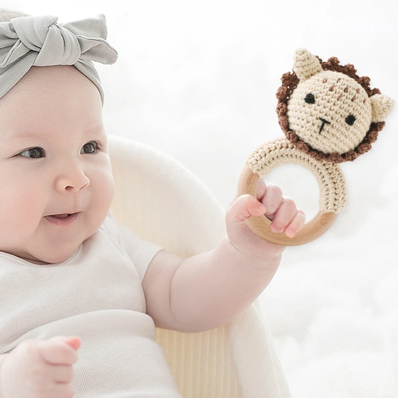 1PC Baby Crochet Rattle Toy Lion Soother Bracelet Wooden Teether Ring Baby Product Mobile Pram Crib Wooden Toys Newborn Gifts