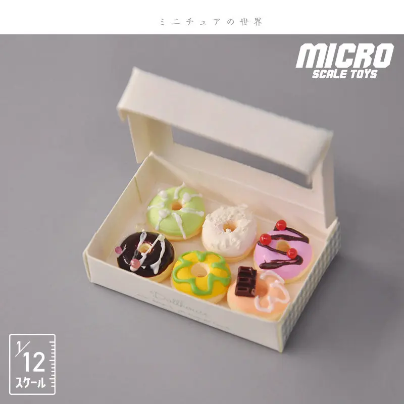 

1:12 Scale Realistic Miniature Donut Gift Box Set, Dollhouse Food Decor for DIY Scene Diorama Collectors Hobbyists Display