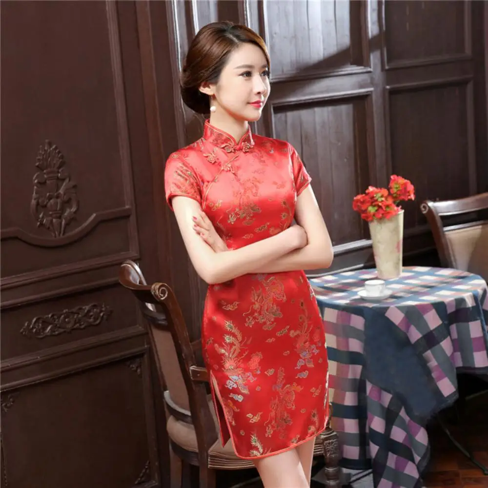 Abito Cheongsam corto estivo Vintage drago cinese Phoenix ricamo collo alto Slim Vestido Qipao abiti Mini abito diviso