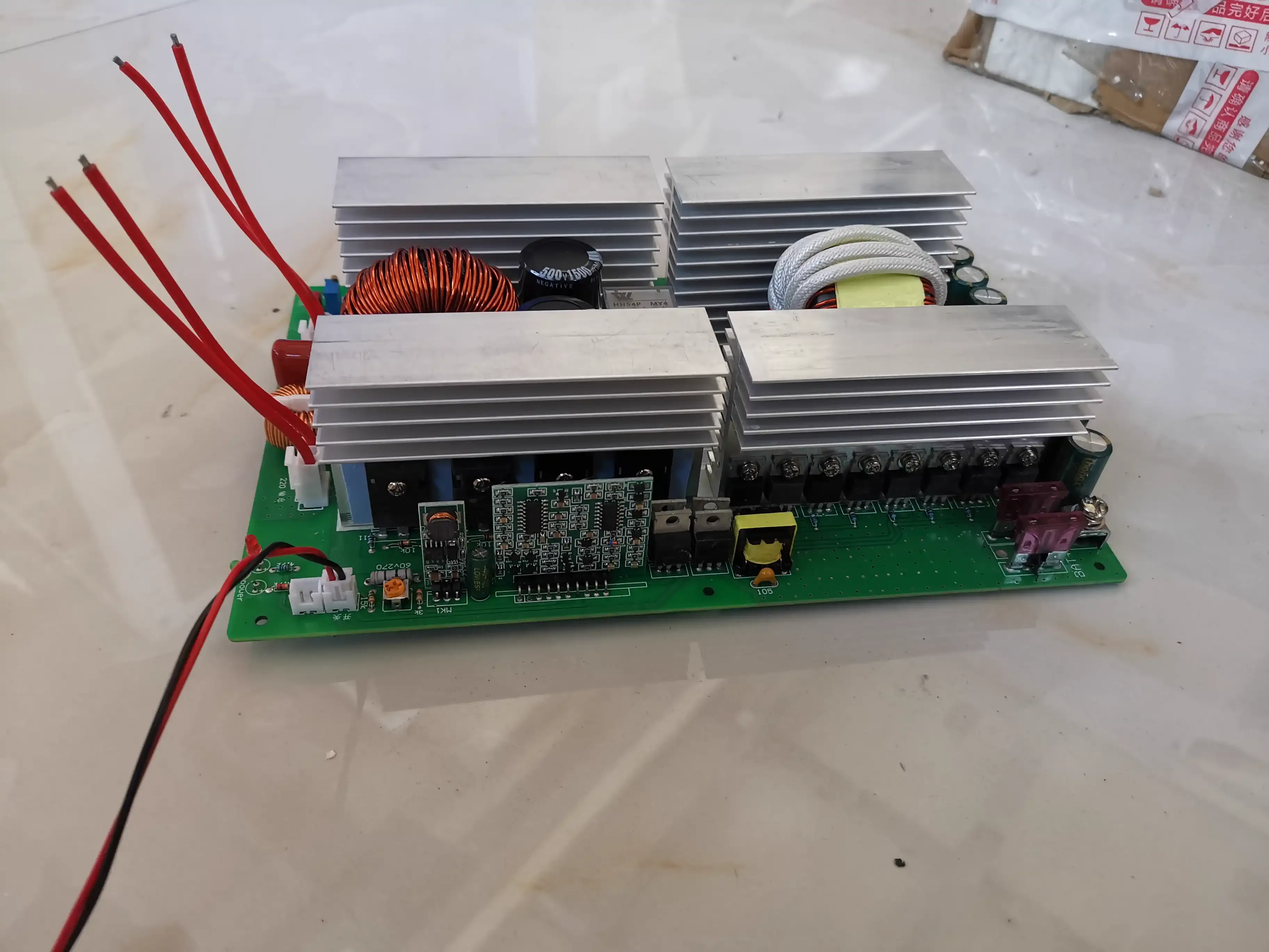 3000 واط موجة جيبية نقية 48-60-72 محول عالمي 220 فولت