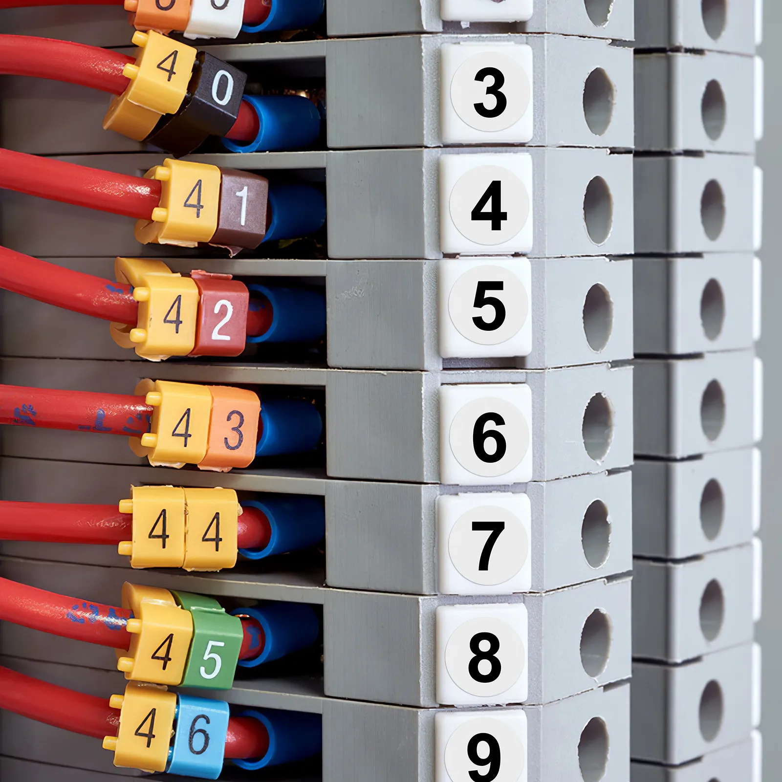 

6000Pcs Paper Number Stickers Self-Adhesive Removable Round Serial Number Paster for Gift Wrapping Party Fun Kids Clothing