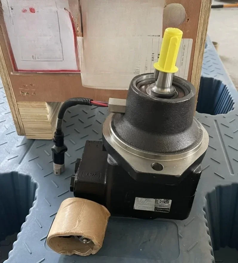 

Hydraulic Fan Drive Motor At405846 for JD Excavator E330lc E350lc E360lc