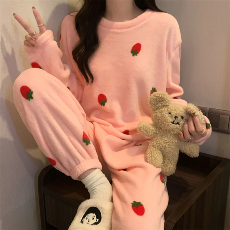 Thickened Warm Sleepwear Winter Coral Velvet Strawberry School Home Wear Two-Piece Women Long-Sleeved Pajamas Solid Nightwear