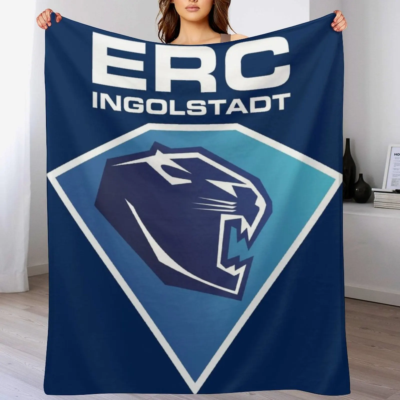 

ERC Ingolstadt Throw Blanket