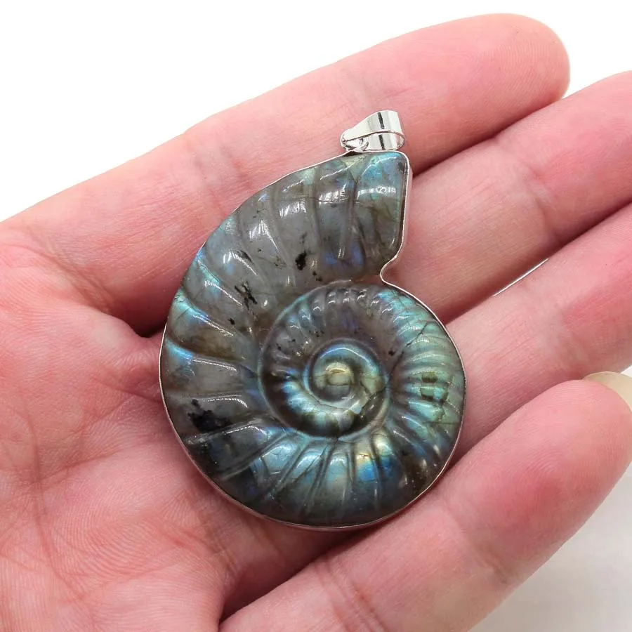 Charms Natural Labradorite Crystal Stone Pendants For Women Spectrolite Carved Conch Spiral Shape Pendant Choice Men Jewelry