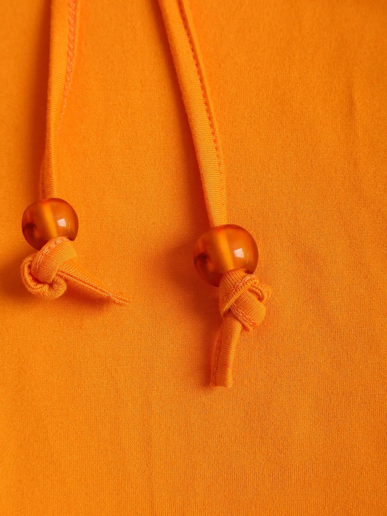 여성용 오렌지 홀터탑 & 바디콘 머메이드 스커트 2피스 세트 (비즈 장식 스트랩 포함)