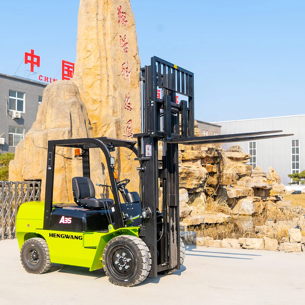 HOT Diesel Forklift All Terrain Diesel Forklift 3.5 tons Diesel Engine Hydraulic Power Euro5 Engineering Household Customization