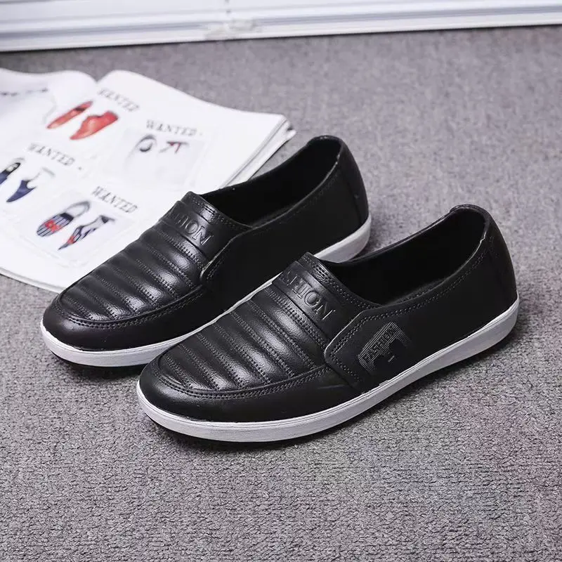 Men's New Four Seasons Low Top Rain Shoe Soft Sole Non Slip Slip-On Waterproof Kitchen Work Shoes Labor Protection Rubber Shoes