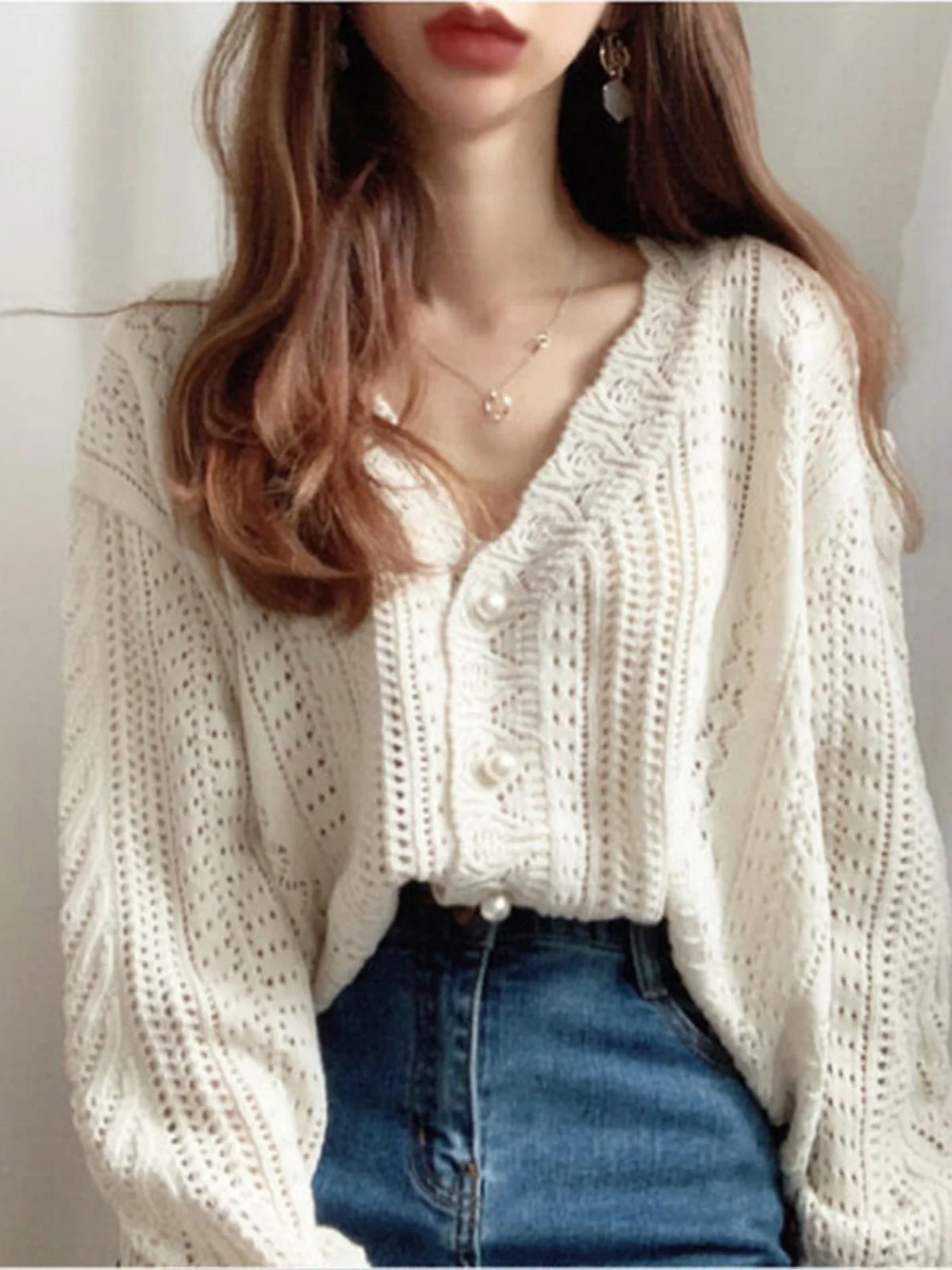

Spring 2023 Chic Retro Hollow out Knitwear Women's Loose Lazy Sle V-Ne White Sweater Open Cardigan Korean Sle Commute