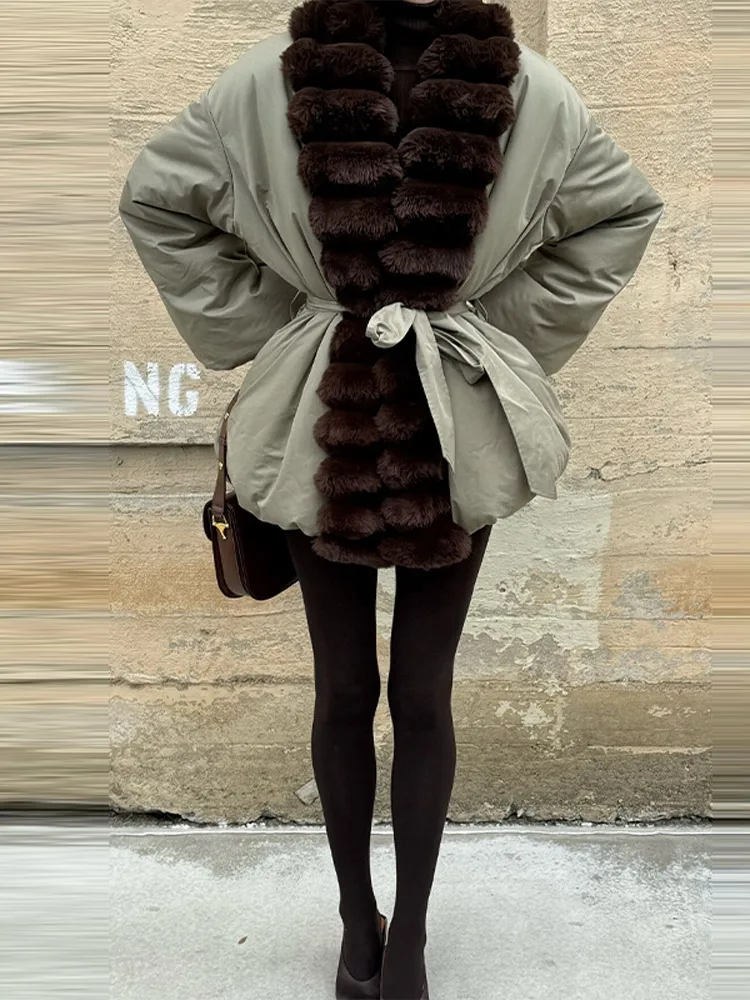 سترة نسائية فاخرة مرقعة من فرو المنك الصناعي بقصة ضيقة وأربطة وأكمام طويلة معطف مرن 2025 جديد للسيدات لخريف وشتاء ملابس خارجية #1