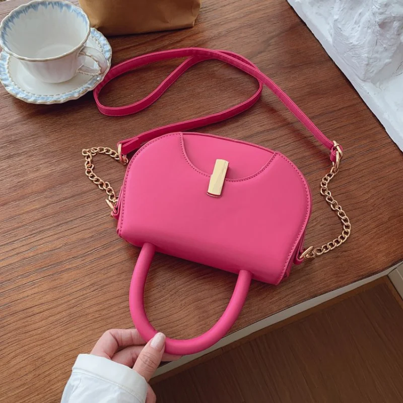 

Women's Tote Bag Crafted From Premium Leather Featuring Paris Style And High-End Elegant Daily Look​