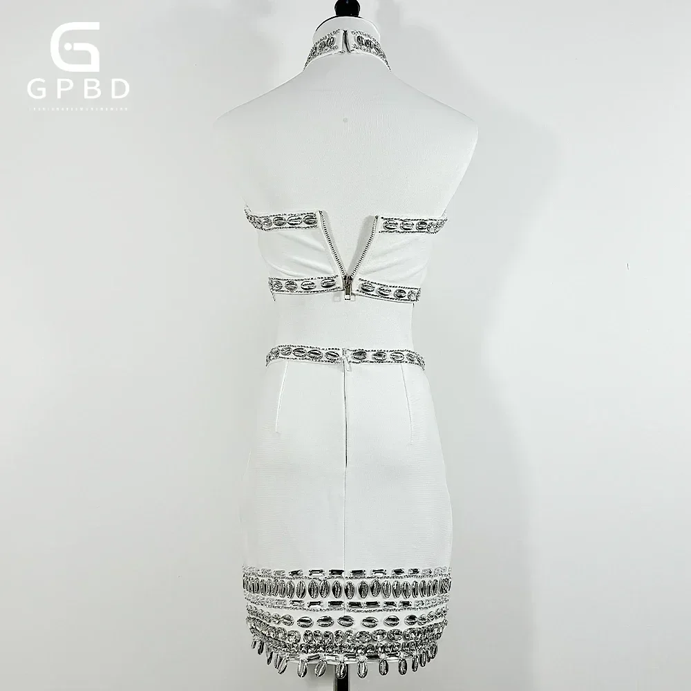 Minivestido blanco con hombros descubiertos para mujer, vestido Sexy con cuello Halter, cristal brillante, ajustado, para fiesta de club nocturno y celebración de cumpleaños