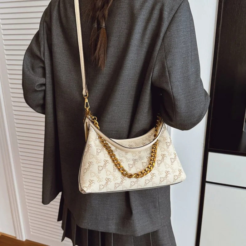 

Ladies Tote Bag Made Of Orchid-Patterned Leather Featuring Trendy Liechtenstein Casual Lightweight Soft Daily Look