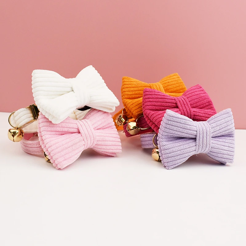 Cord-Katzenhalsband mit Namensschild, Glocke, Fliege, personalisierte, individuell gravierte Katzenhalsbänder für Katzen – Detail 4
