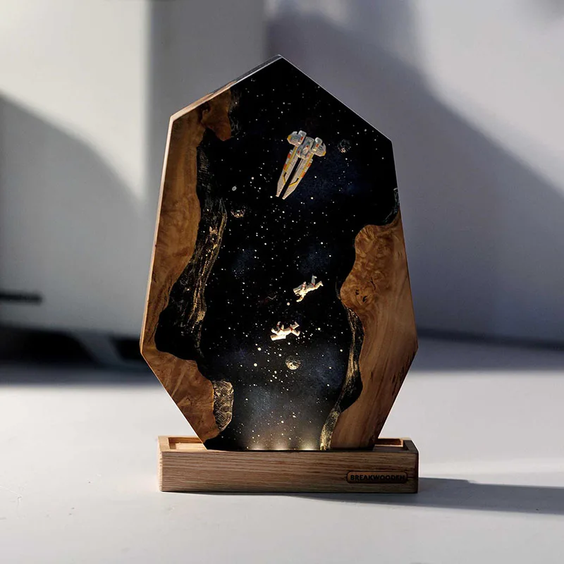 Space Travel Organism Resin Table Light Creactive Art Shocked Decoration Lamp Science Fiction Theme Night Light USB Charge