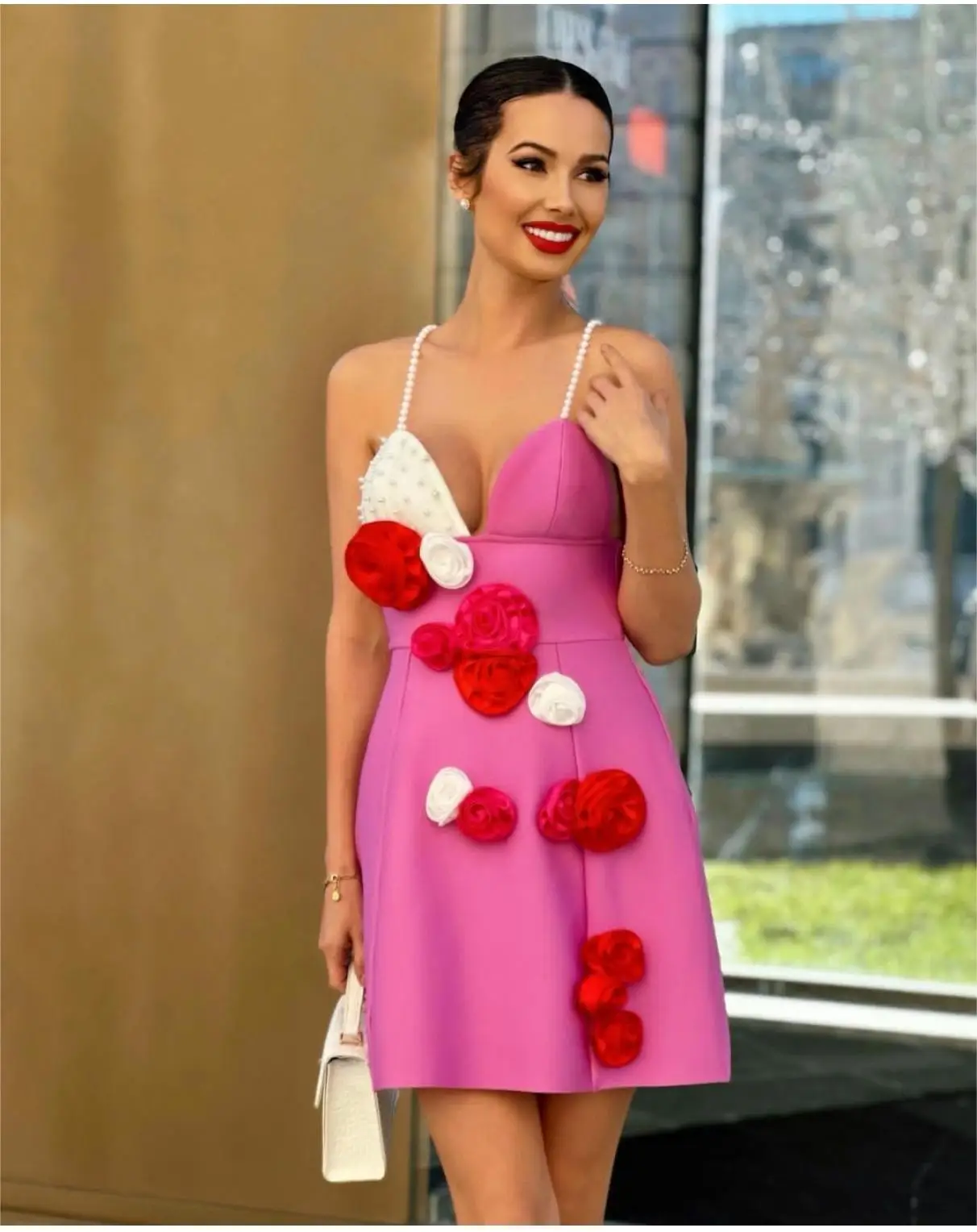 

Elegant Party Dress 2024 Women Pearl Spaghetti Strap Appliques A Line Mini Celebrity Evening Holiday Garden Bandage Dresses