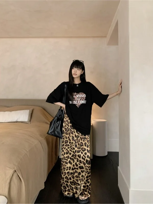 

Retro Leopard Print Short Sleeve T-Shirt And Skirt Set Women's Fashion Spring Outfit High Waist Midi Skirt Two Piece Suit